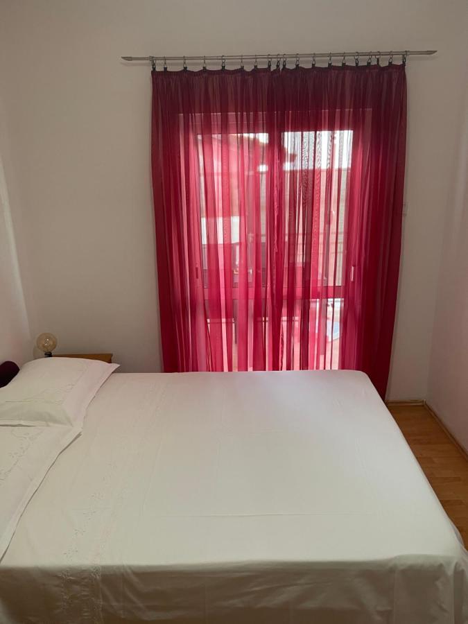 Apartmani Frane Tribunj  Luaran gambar