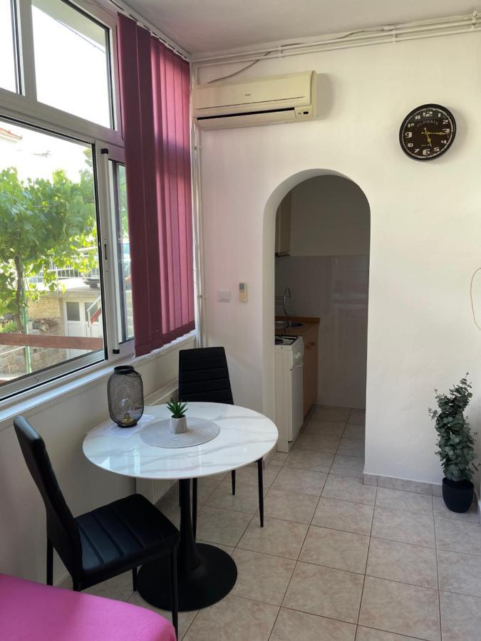 Apartmani Frane Tribunj  Luaran gambar